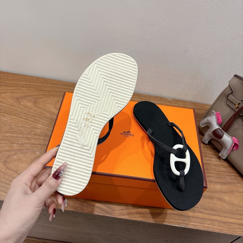 H**me5 slippers
